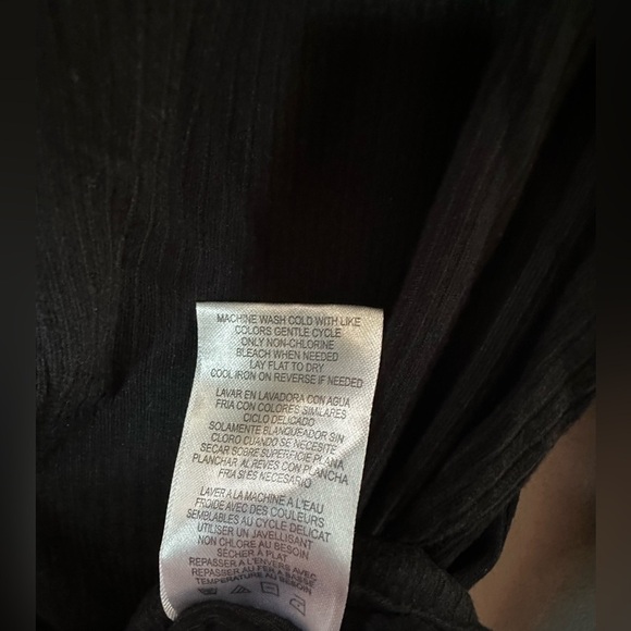 Steve Madden Ribbed Ruched Button Down Long Sleeve Top Black Size M - Picture 8 of 8